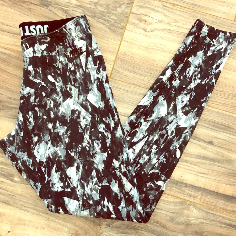 Nike leggings